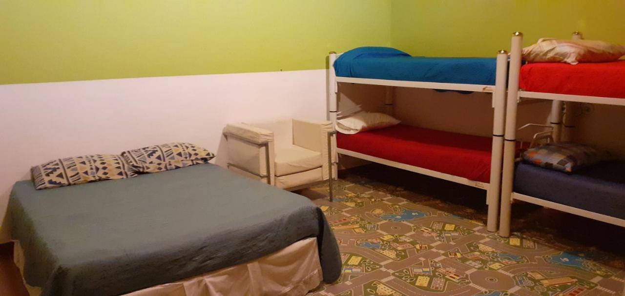Hostel El Viajante Los Antiguos Extérieur photo