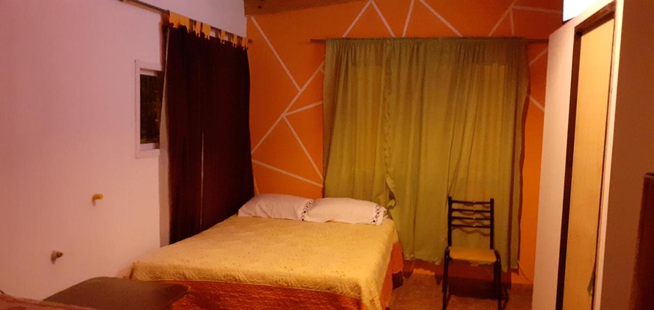 Hostel El Viajante Los Antiguos Extérieur photo