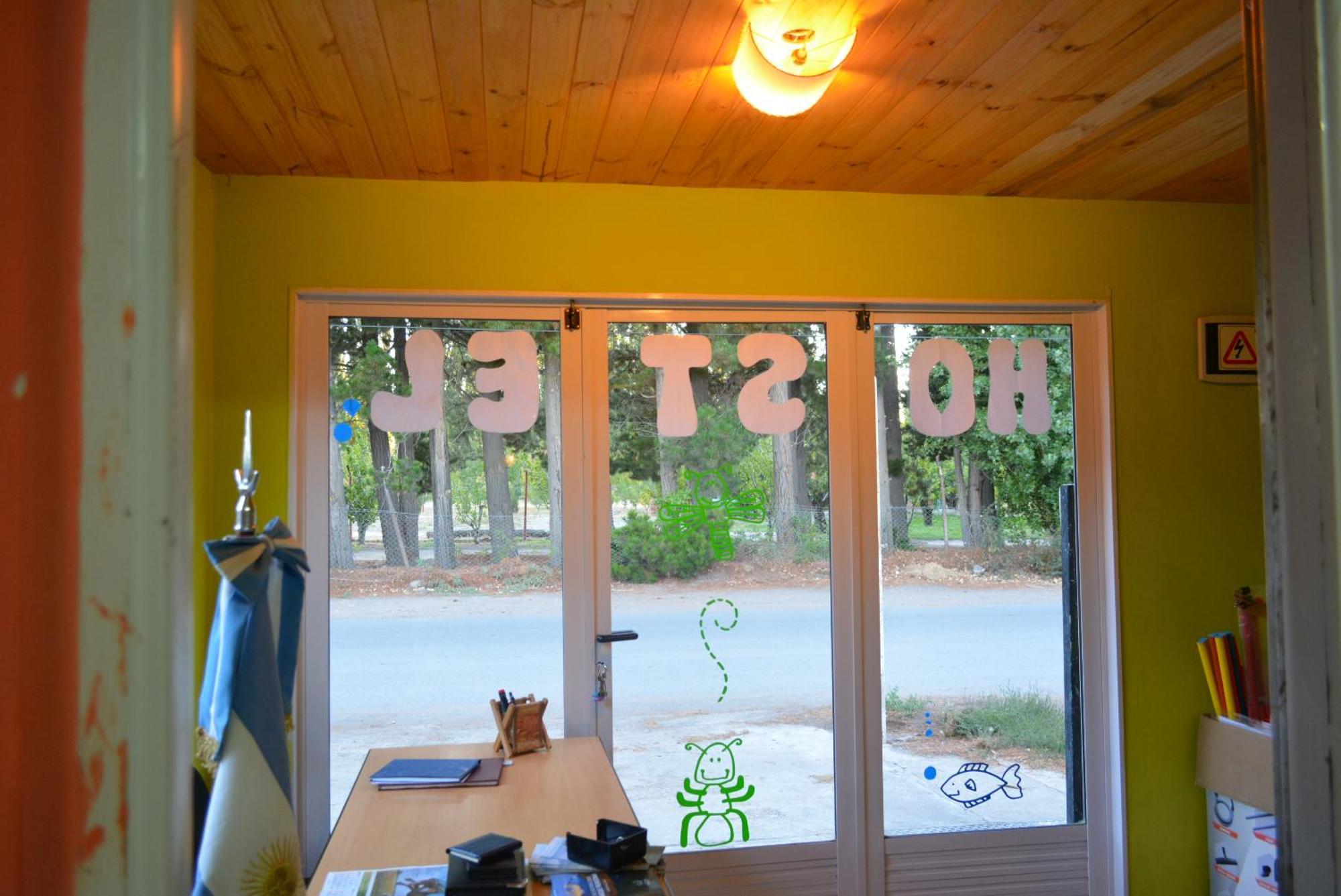 Hostel El Viajante Los Antiguos Extérieur photo
